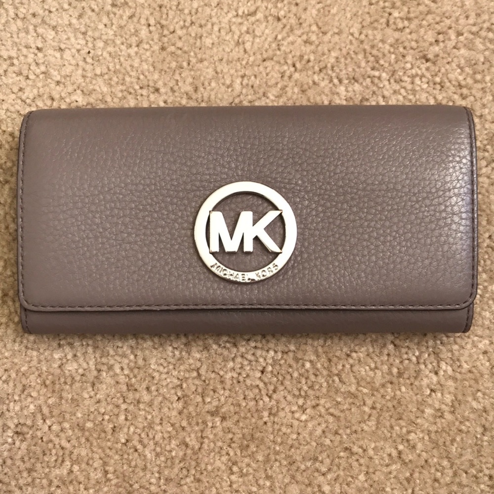 Michael Kors wallet